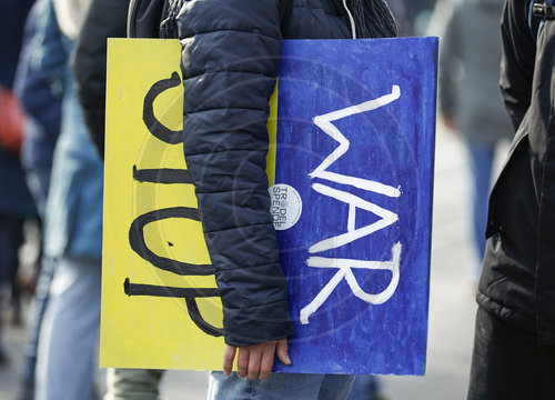 Demo gegen den Einmarsch Russlands in die Ukraine