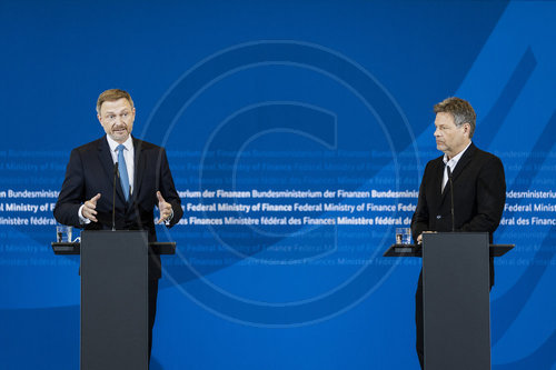 Pressekonferenz zu Wirtschaftshilfen