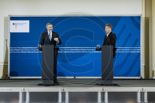 Pressekonferenz zu Wirtschaftshilfen