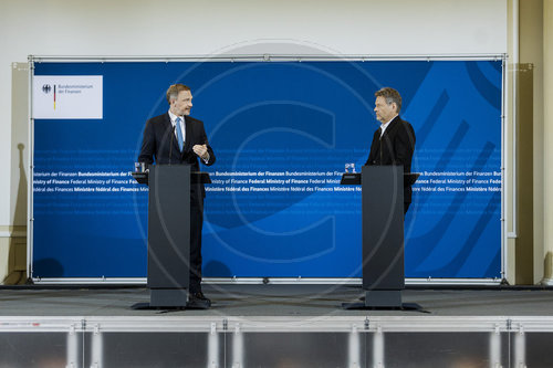 Pressekonferenz zu Wirtschaftshilfen