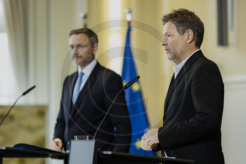 Pressekonferenz zu Wirtschaftshilfen