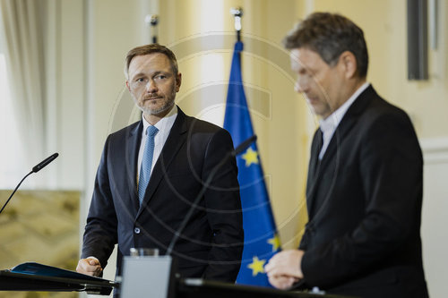 Pressekonferenz zu Wirtschaftshilfen