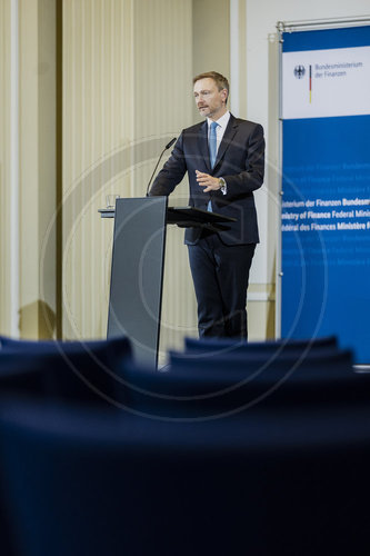 Pressekonferenz zu Wirtschaftshilfen