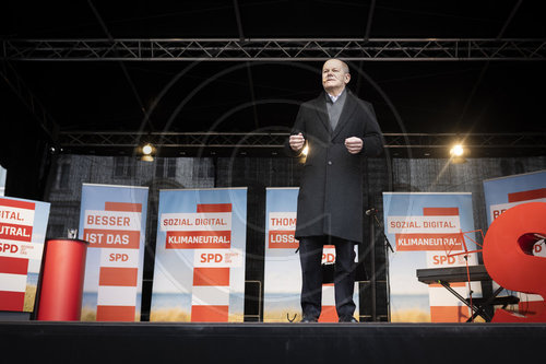 Bundeskanzler Olaf Scholz besucht eine Wahlkampfveranstaltung der SPD Schleswig-Holstein zur kommenden Landtagswahl 2022