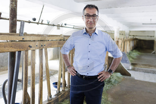 Cem Oezdemir, demeter Hof