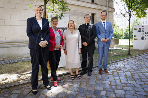 Svenja Schulze (SPD), Bundesministerin fuer wirtschaftliche Zusammenarbeit und Entwicklung, besucht den Freiwilligendienst  AGIAMONDO e.V.