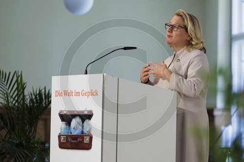 Svenja Schulze (SPD), Bundesministerin fuer wirtschaftliche Zusammenarbeit und Entwicklung, besucht den Freiwilligendienst  AGIAMONDO e.V.