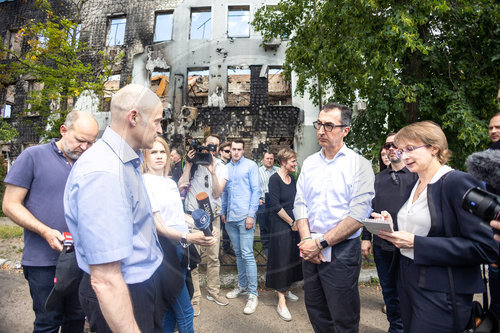 BM Oezdemir in der Ukraine