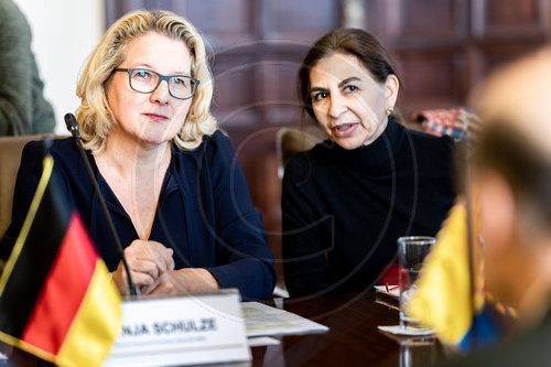 BMin Schulze in Kolumbien