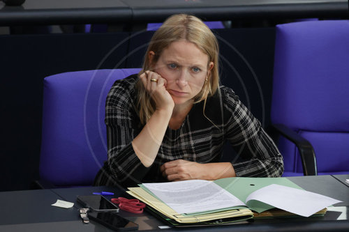 Bundestag - Daniela Kluckert