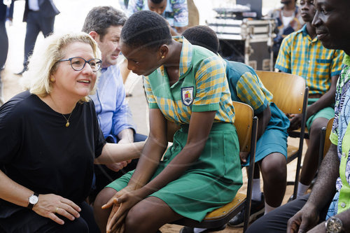 Svenja Schulze (SPD), Bundesministerin fuer wirtschaftliche Zusammenarbeit und Entwicklung, in Ghana