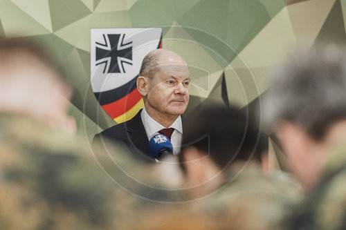 Bundeskanzler Scholz besucht Territoriales Fuehrungskommando