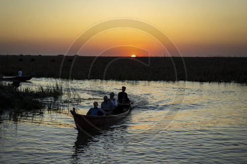 Sonnenuntergang im Weltkulturerbe Marschland,  im Irak