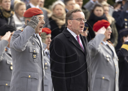 BM Pistorius mit General Carsten Breuer