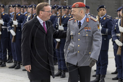 BM Pistorius mit General Carsten Breuer