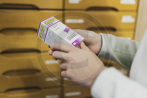 Angebot medizinischer Produkte in einer Apotheke