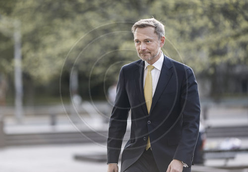 BM Lindner besucht IWF Fruehjahrstagung