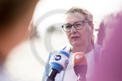 Bundesentwicklungshilfeministerin Svenja Schulze im Rahmen einer Reise in die Sahel-Region nach Mauretanien und Nigeria