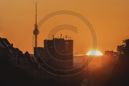 Sonnenaufgang in Berlin
