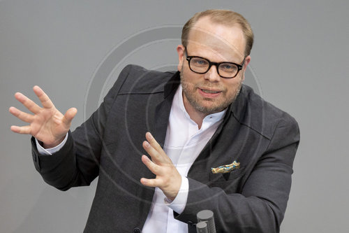 Helge Lindh