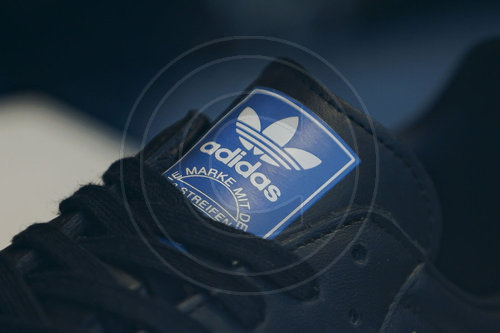 Adidas - Sneaker