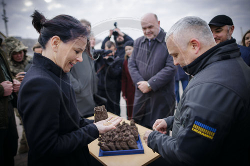 BMin Baerbock reist in die Ukraine