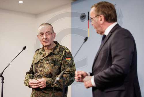 Pressekonferenz zur Strukturreform der Bundeswehr