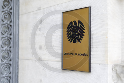 Deutscher Bundestag Schild