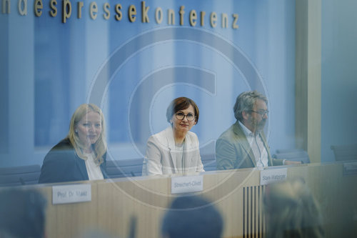 Pressekonferenz zu Bildung in Deutschland 2024