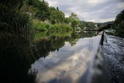 Fluss Saale im Thueringer Schiefergebirge