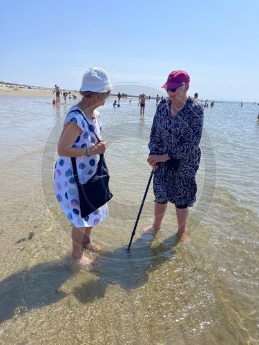 Frauen  am Meer