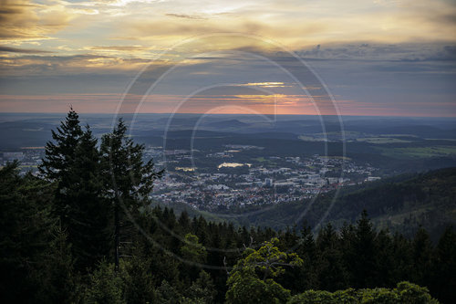 Morgenstimmung ueber Ilmenau