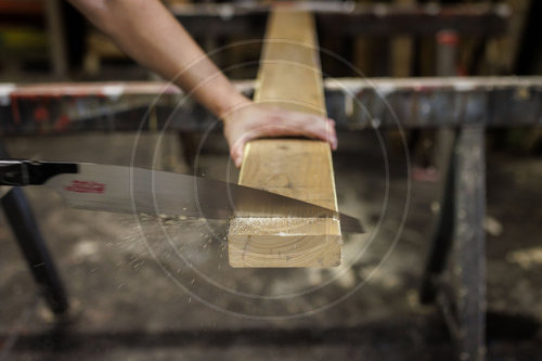 Arbeiten mit Handsaege