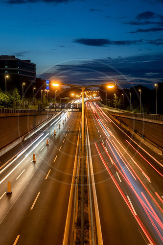 Verkehr auf der A100