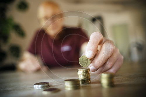 Symbolfoto Geld im Alter