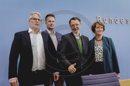 Pressekonferenz zur Einfuehrung der Elektronischen Patientenakte