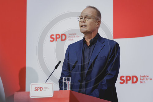 Pressekonferenz nach Ruecktritt von SPD-Generalsekretaer Kuehnert