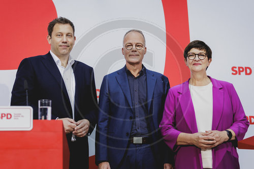 Pressekonferenz nach Ruecktritt von SPD-Generalsekretaer Kuehnert