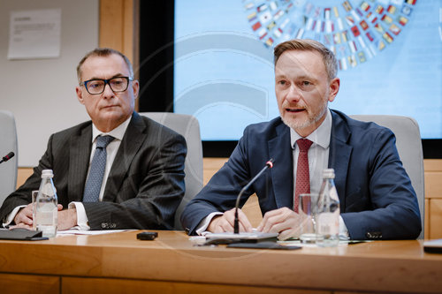 Finanzminister Pressekonferenz BMF und Bundesbank