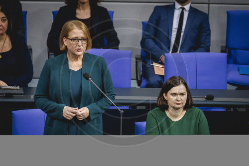 Familienministerin Paus bei Regierungsbefragung