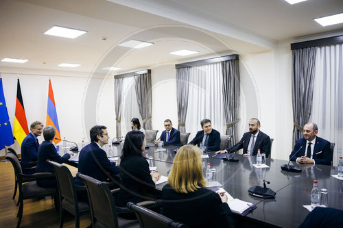 Annalena Baerbock Besuucht die Republik Armenien