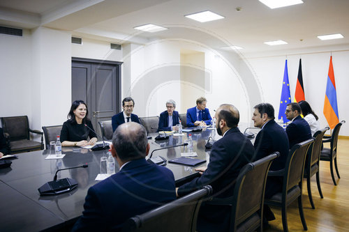 Annalena Baerbock Besuucht die Republik Armenien