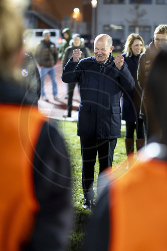 Bundeskanzler Scholz besucht seinen Wahlkreis