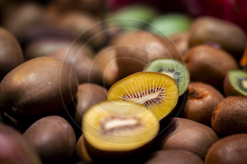 Kiwis