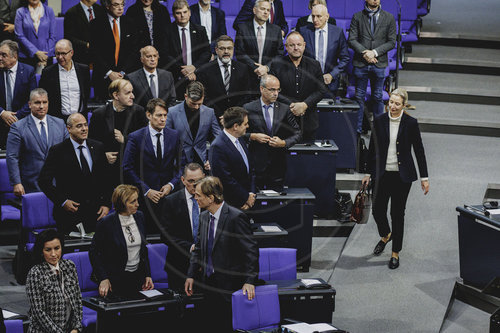 Gedenkstunde fuer die Opfer des Holocaust im Deutschen Bundestag