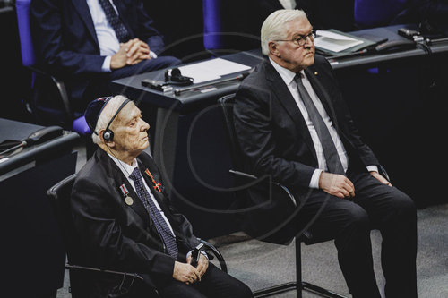 Gedenkstunde fuer die Opfer des Holocaust im Deutschen Bundestag