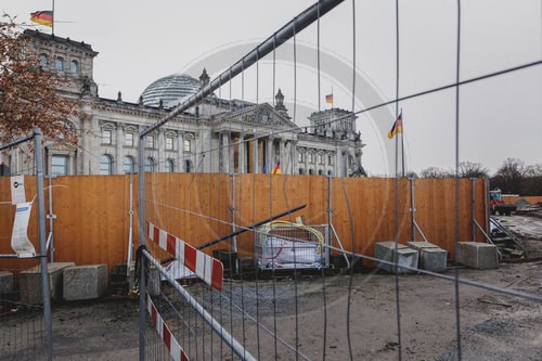 Absperrung vor dem Deutschen Bundestag