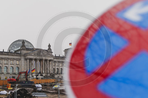 Halteverbot vor dem Deutschen Bundestag