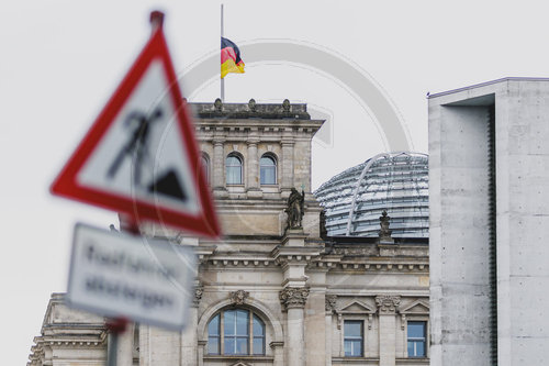 Halteverbot vor dem Deutschen Bundestag