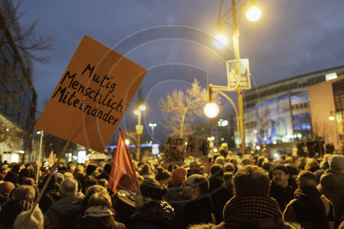 Wir sind die Brandmauer Demo